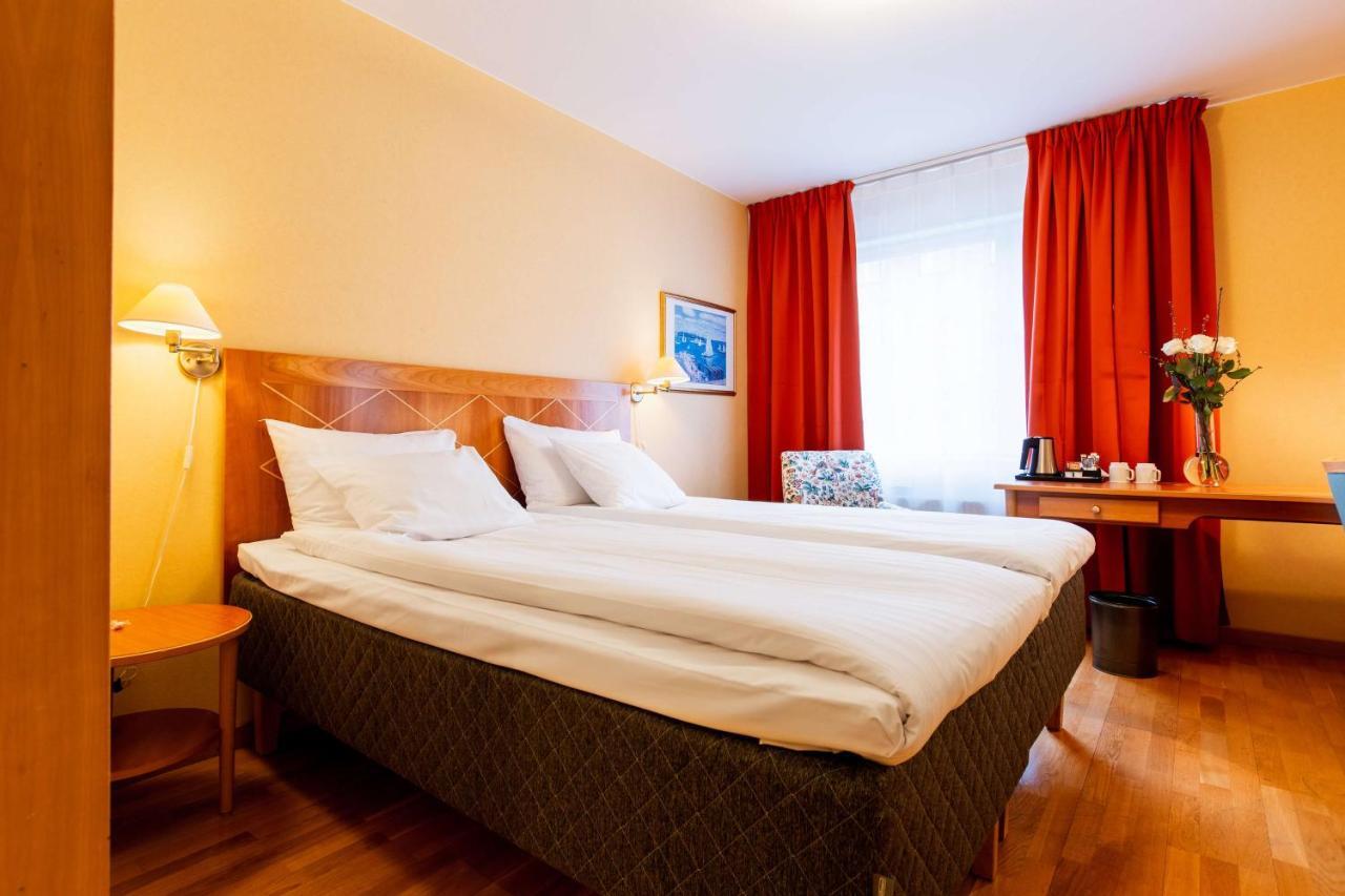 Sure Hotel By Best Western Esplanade Västerås Екстериор снимка